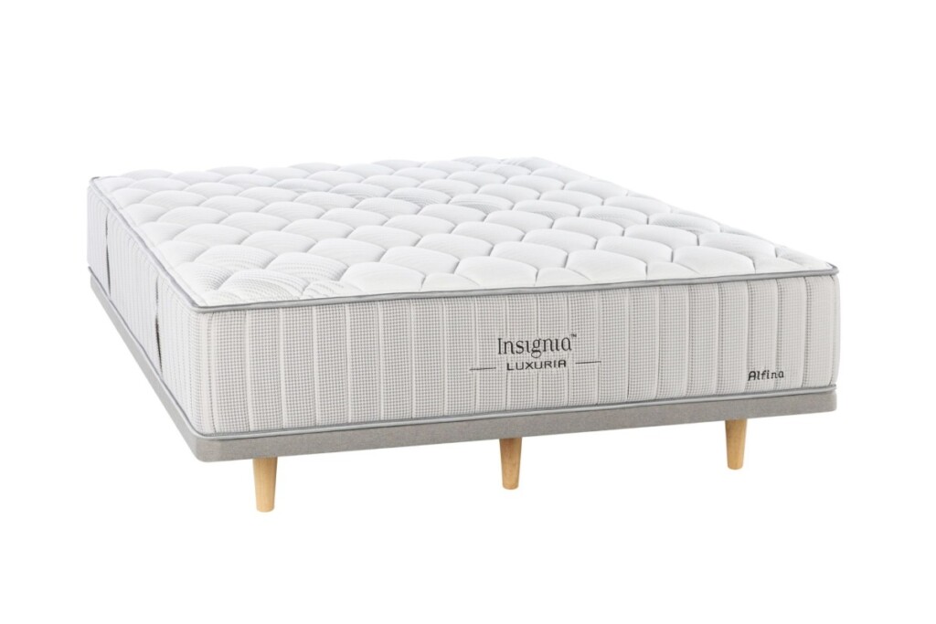 insignia luxuria mattress reviews