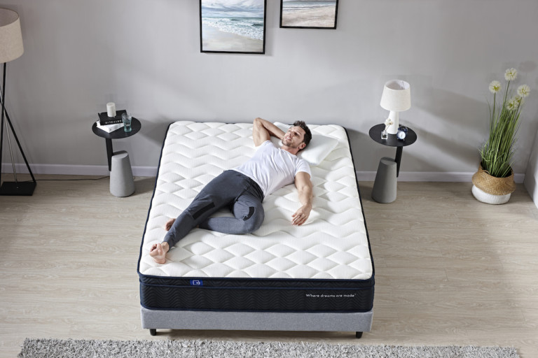 Sleep Republic Mattress Review (in 2024)