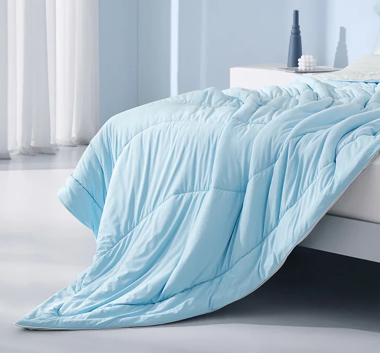 ZAMAT Lightweight Down Alternative Cooling Comforter